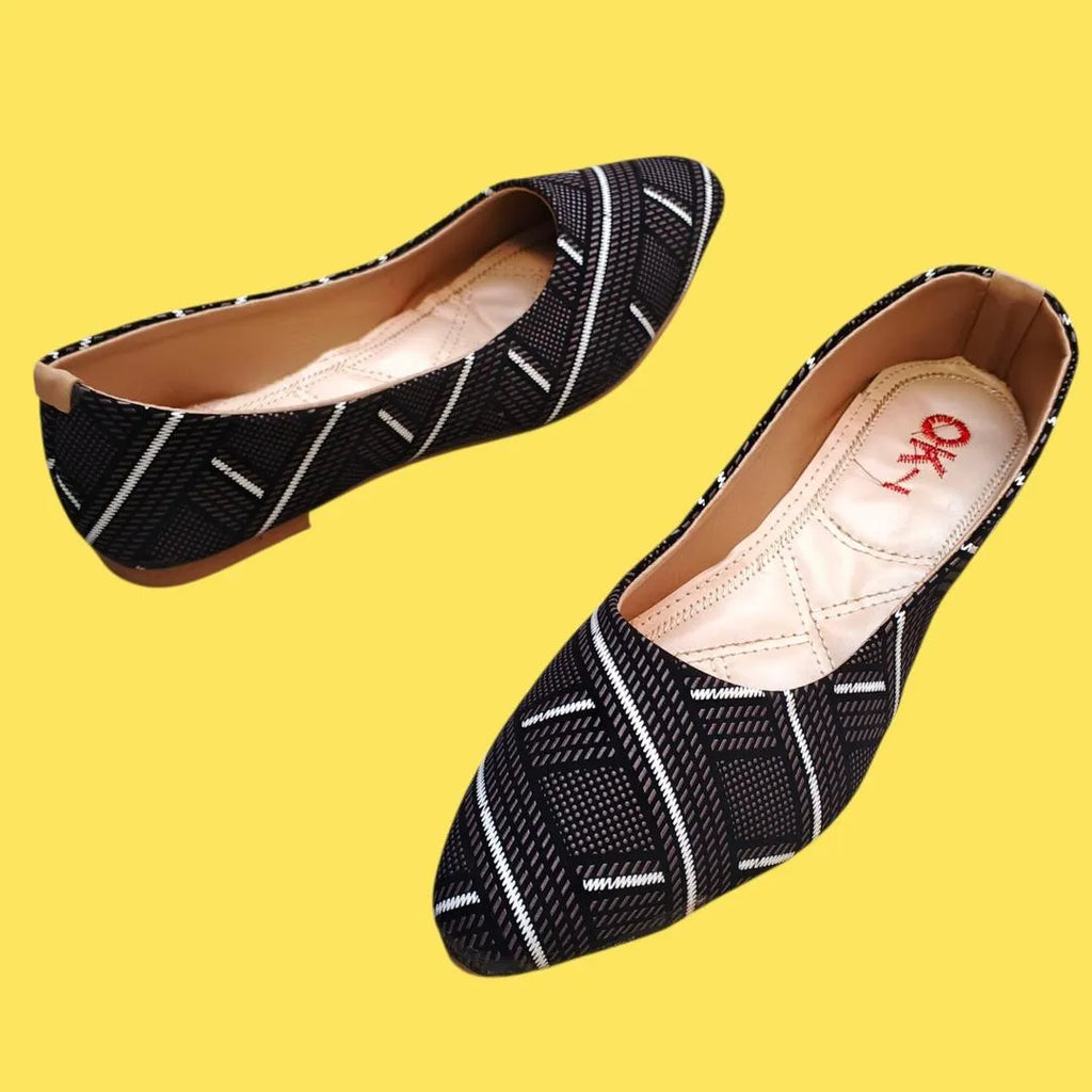 Black Pointed Toe Flat Shoes for Women