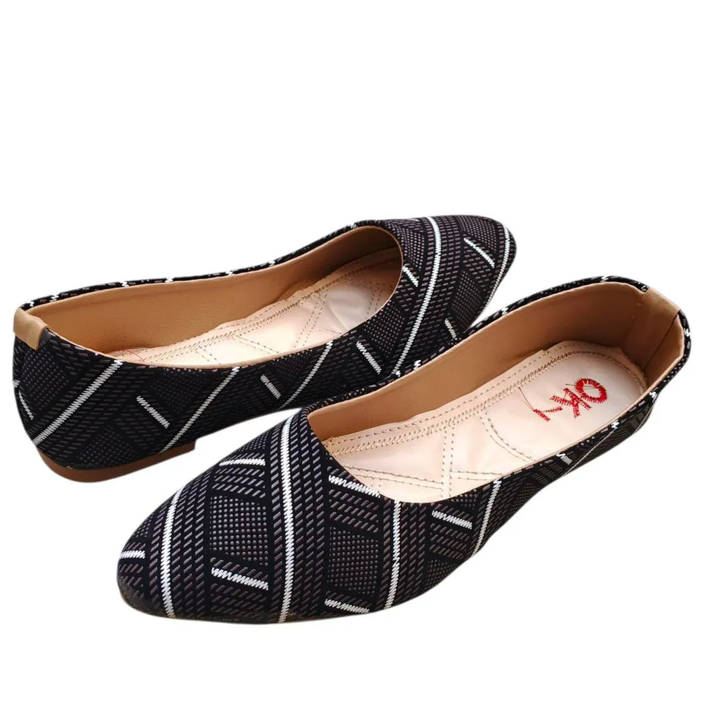 Black Pointed Toe Flat Shoes for Women