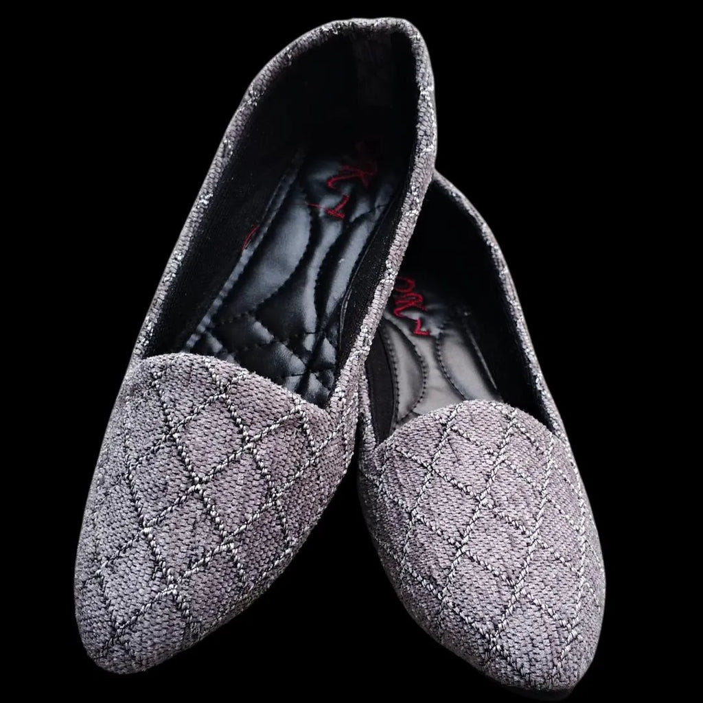 Grey Synthetic Leather Women's Fancy Pumps