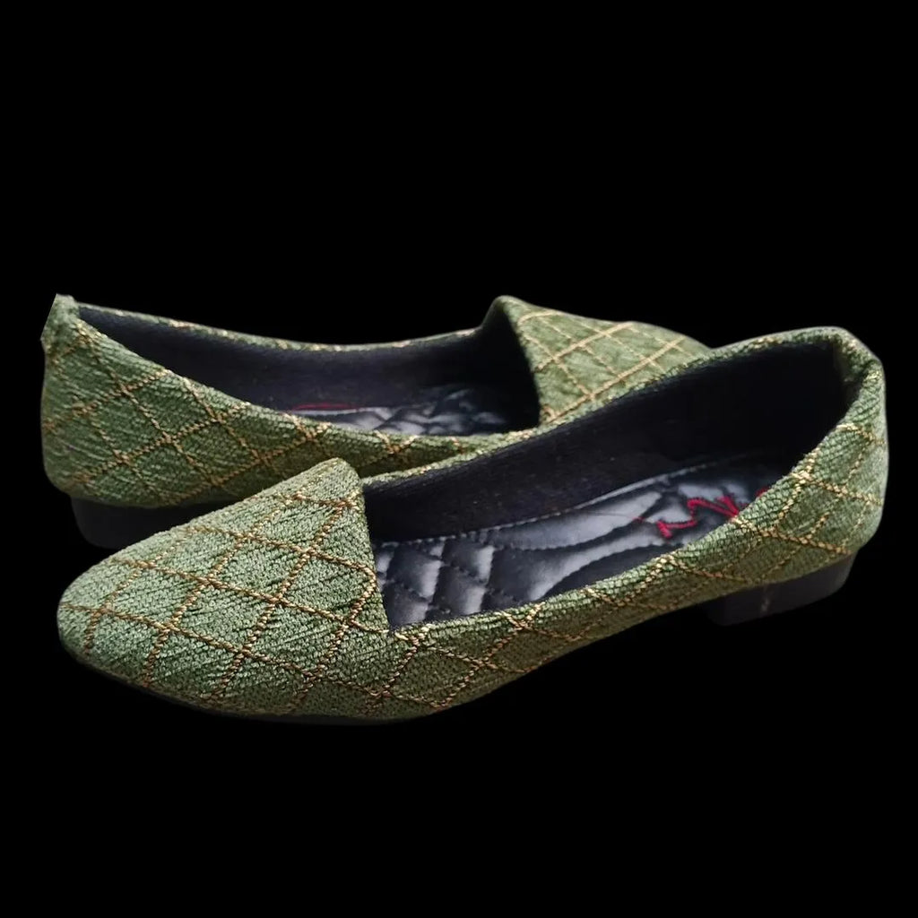 Green Gold Stitched Women's Flat Pumps
