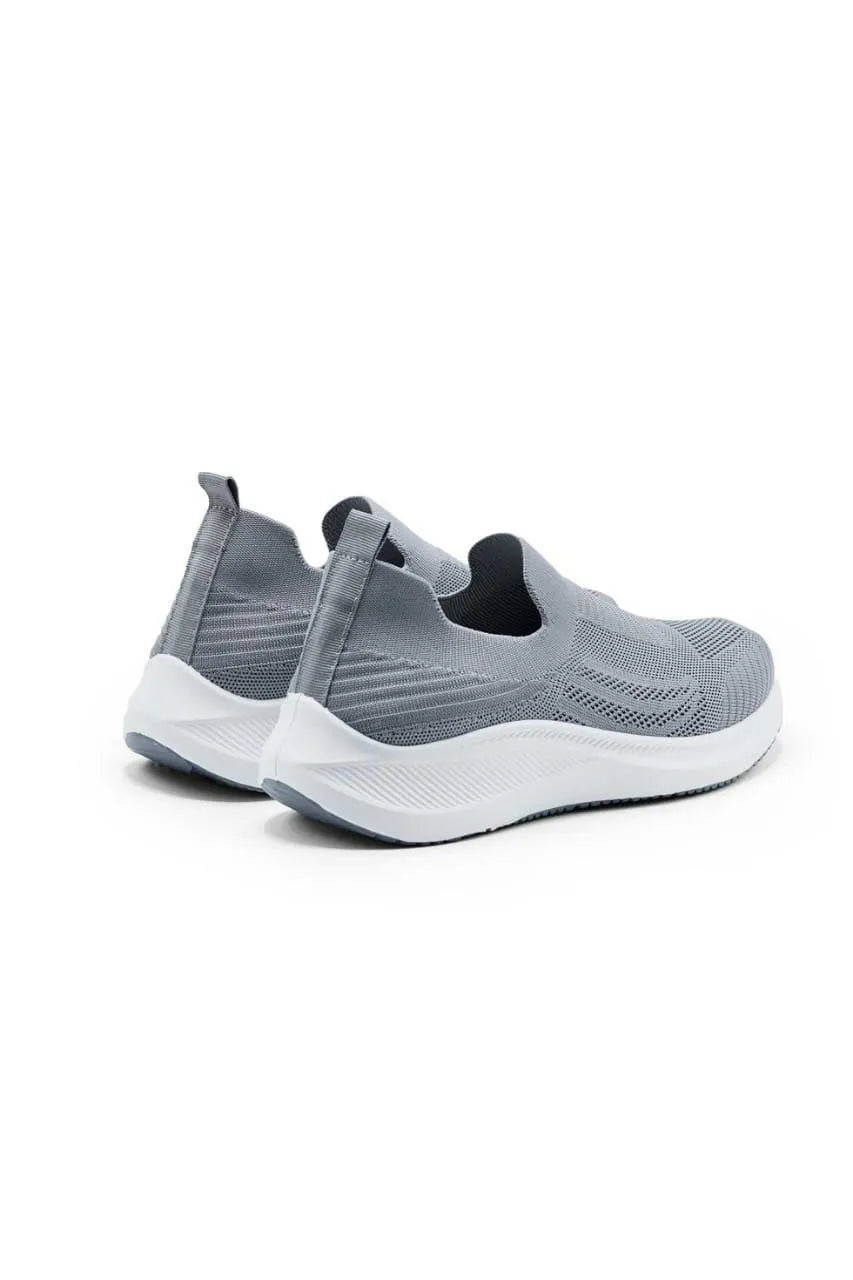 Men Grey Slip-On Walking Sneakers Size 40-45